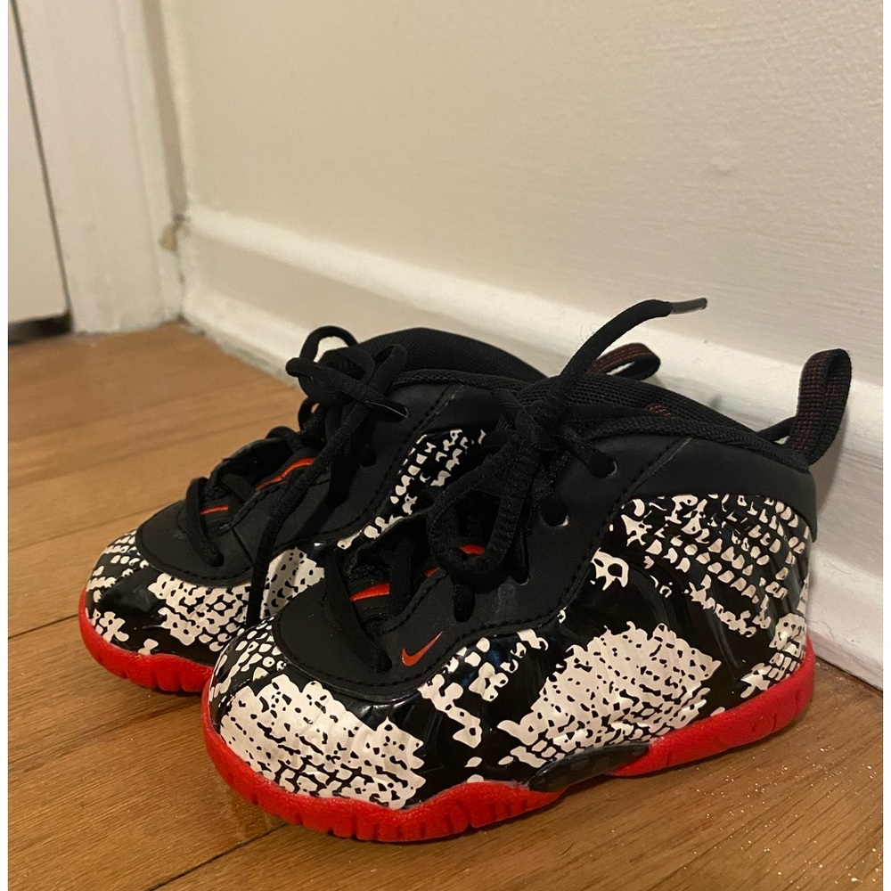 5C Infant Nike Air Foamposite One Albino Snakeskin Sneakers